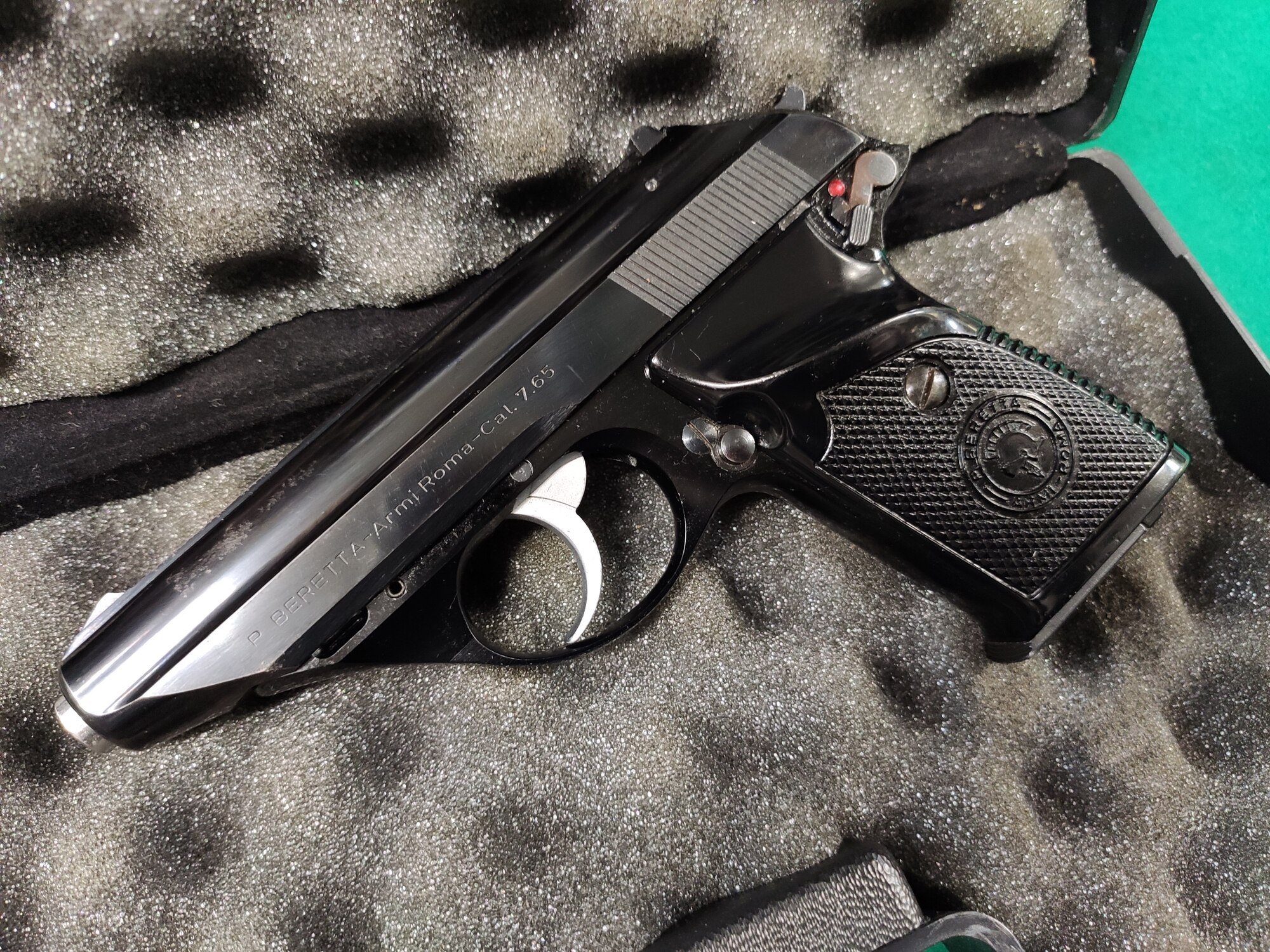 Beretta pistola semiauto. mod. 90 (Roma) cal. 7,65 (32 ACP)